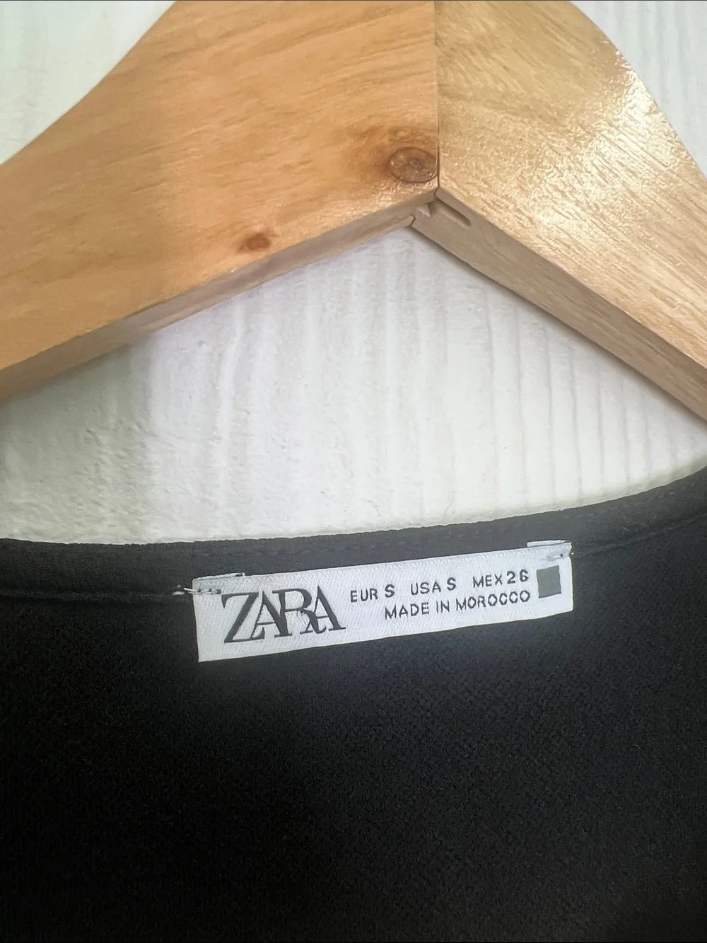 Zara vibrant colorful